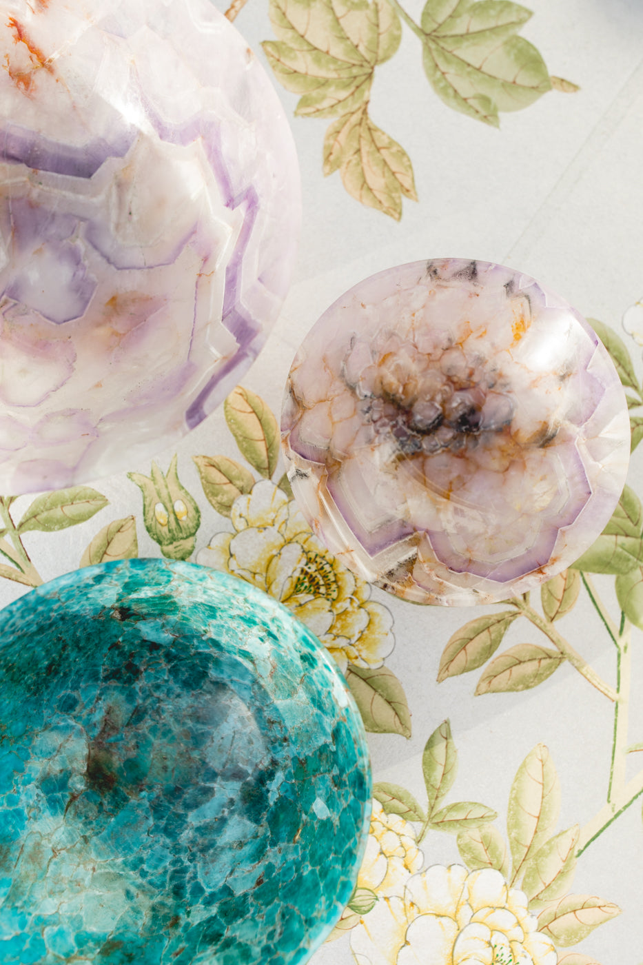 Apatite Bowl 6"